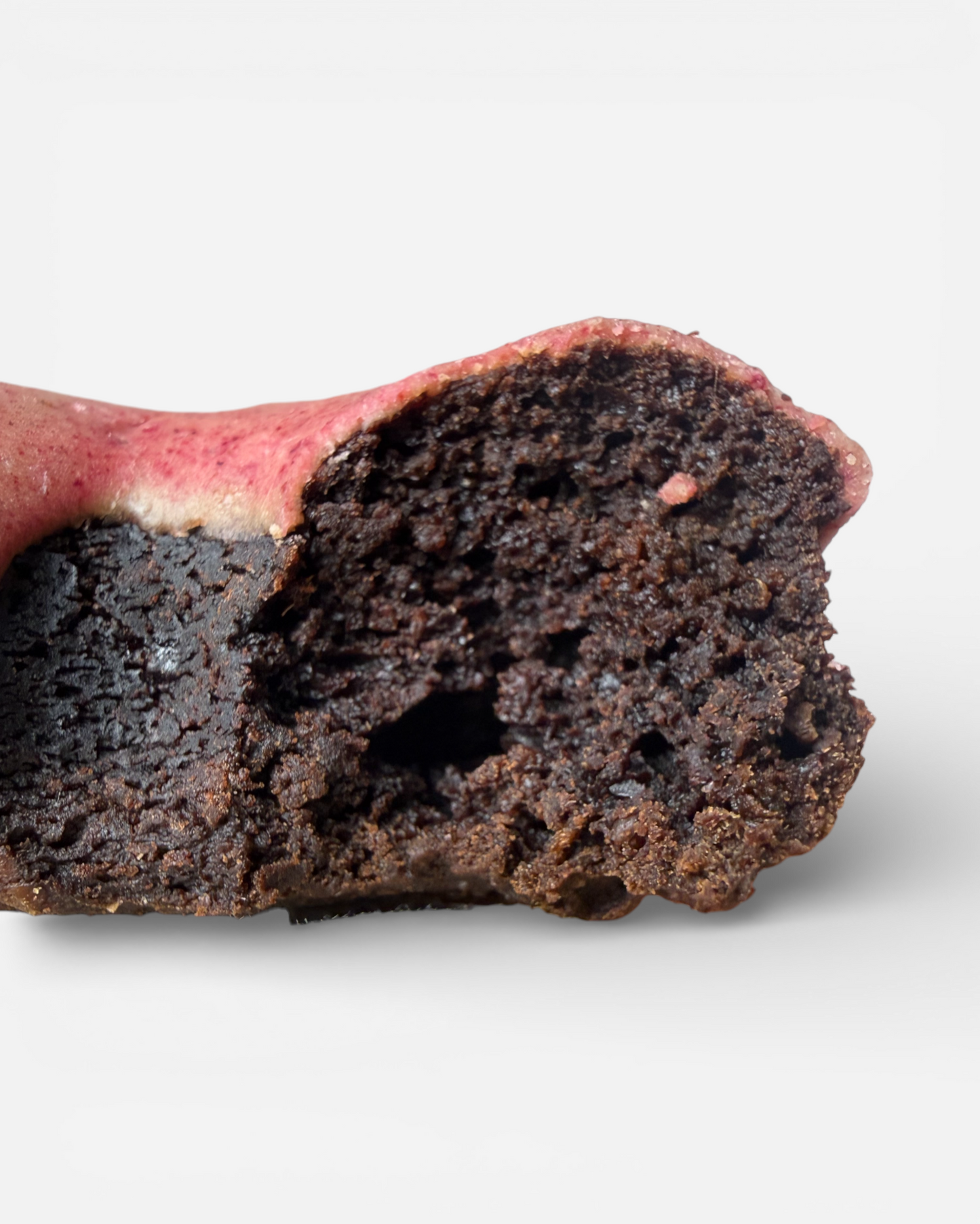 HonestO de remolacha con frosting de frambuesa